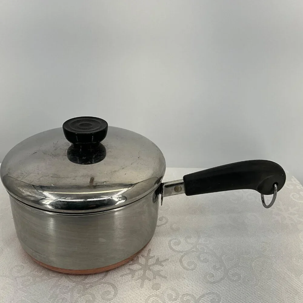 Revere Ware 1.5 Qt‎ Copper Bottom Saucepan With Lid